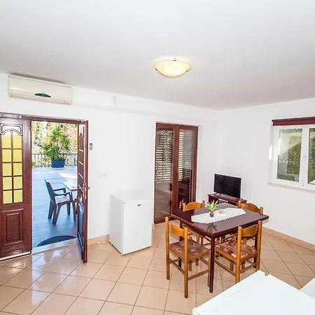 Apartmán Doris-trpanj *
